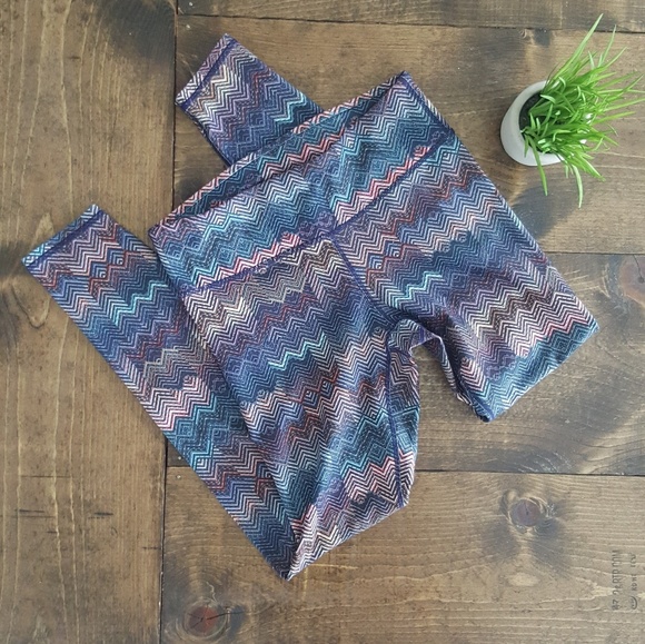 Fabletics Salar Chevron Legging - Picture 2 of 4